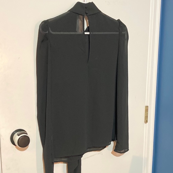 Dynamite-black blouse with neck bow - Picture 2 of 2